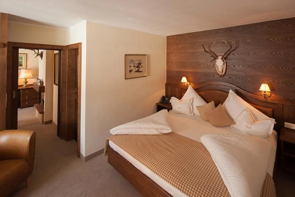 Hotel & Chalet Montana