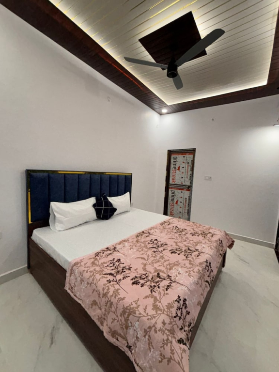Suryavanshi Guest House