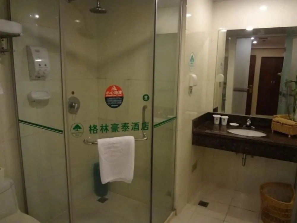 GreenTree Inn Nantong Chongchuan District Tongjing Avenue Jiaoyu Road Business Hotel