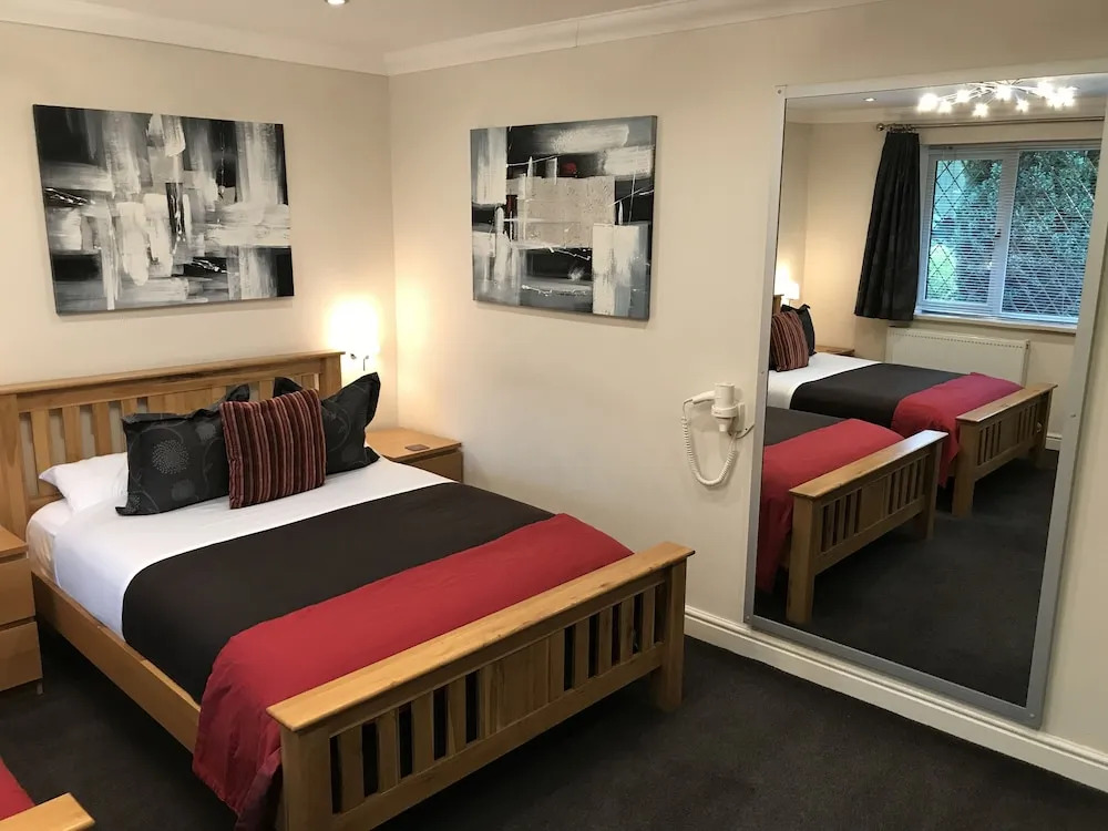 Barncroft Luxury Bed & Breakfast - Top Rated near Birmingham NEC & Airport