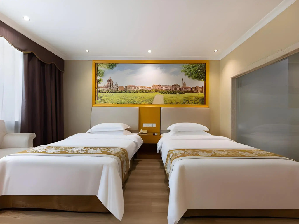 GreenTree Inn Guangzhou Chimelong Paradise Yuangang Metro Station Hotel
