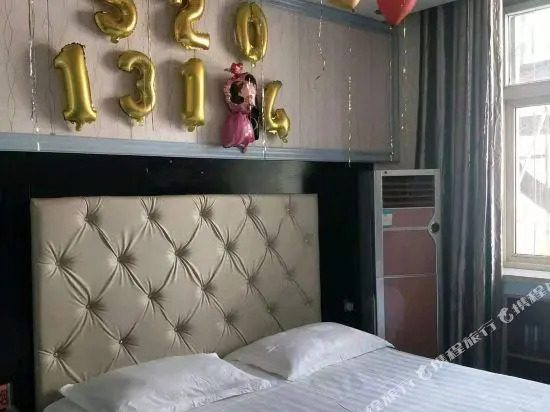 Yongning Binhe Mingzhu Business Hotel