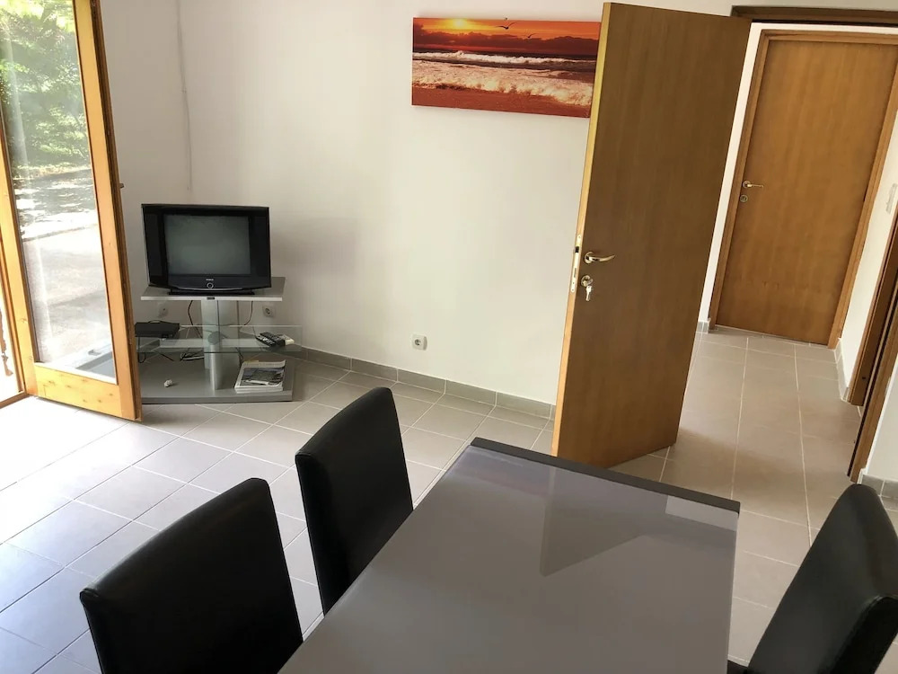 1 Bedroom Apartment With Stunning Views