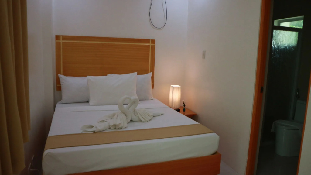 Cherrys Courtyard Hotel