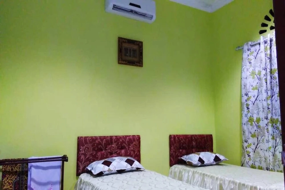 OYO Homes 90590 Mazhomestay