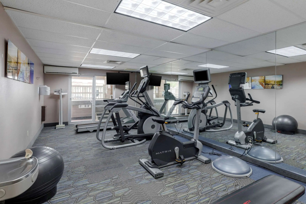 Comfort Inn & Suites Boulder