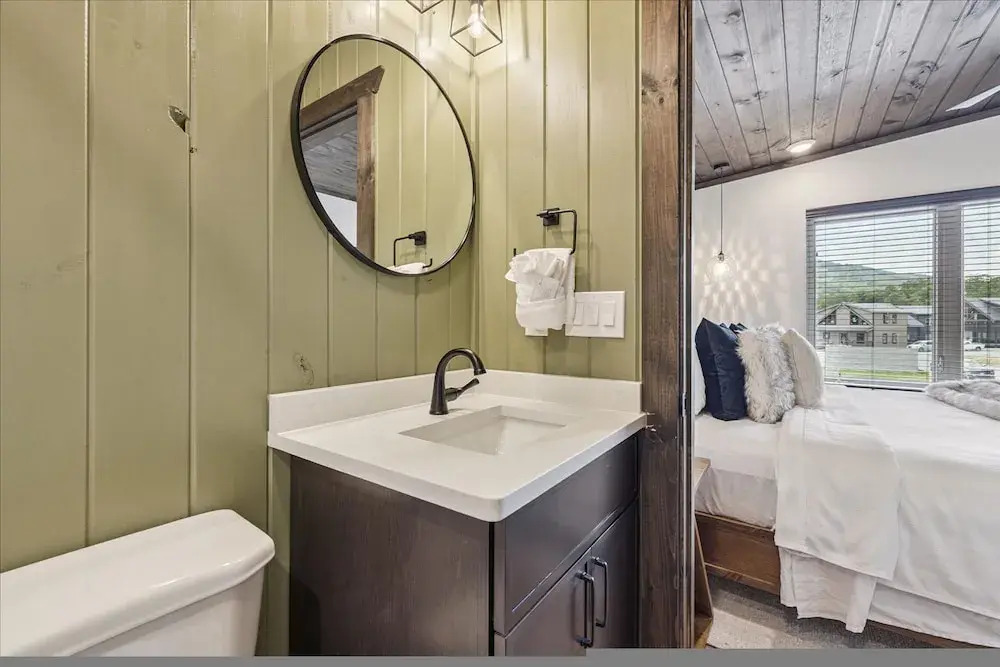 Gorgeous Brand-new Home w Pool Game Room Hot Tub