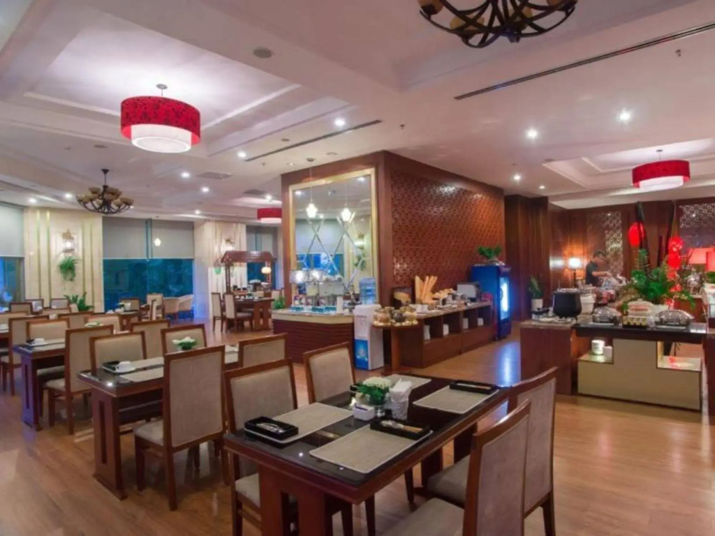 Nhat Ha L’Opera Hotel