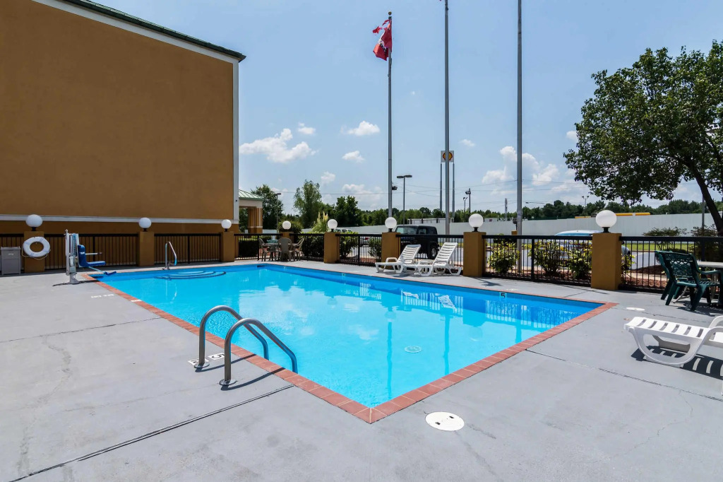 Quality Suites Maumelle - Little Rock Northwest