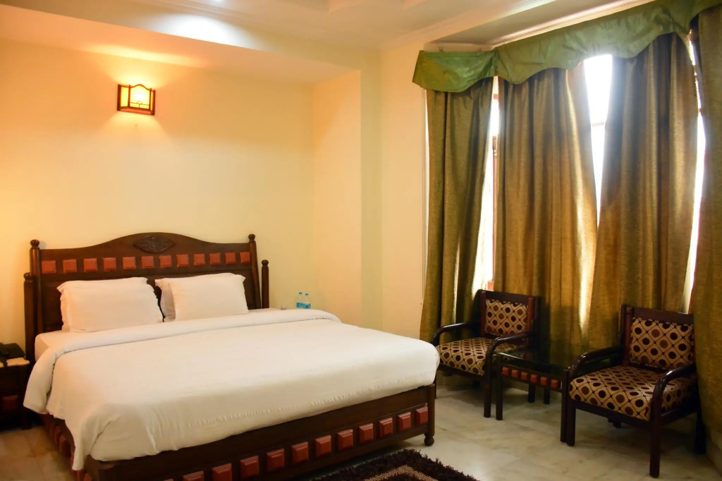 Hotel Vasundhara Palace