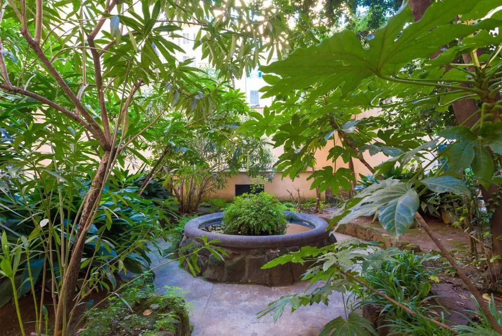 casa satrico