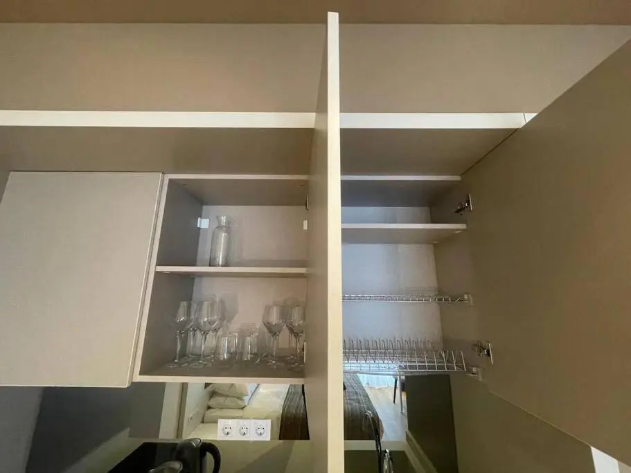 Leo Group Luxury Apartment 18-32 Alliance Palace