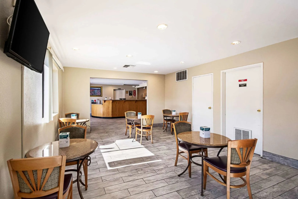 Sutter Inn