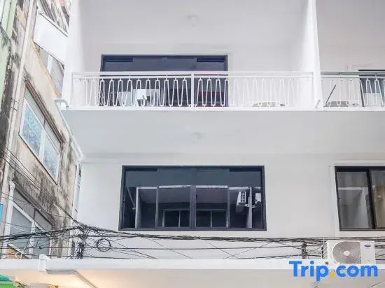 Silom BTS 450m*Siam 15min Street Food 7-11