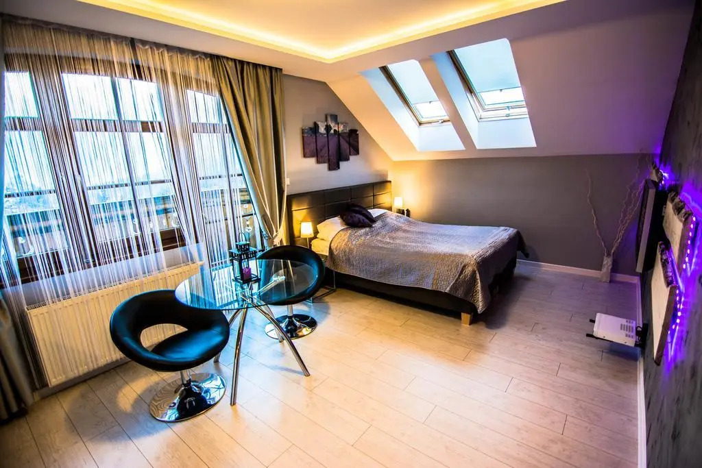 Apartamenty hoteLOVE z biokominkiem na Skale