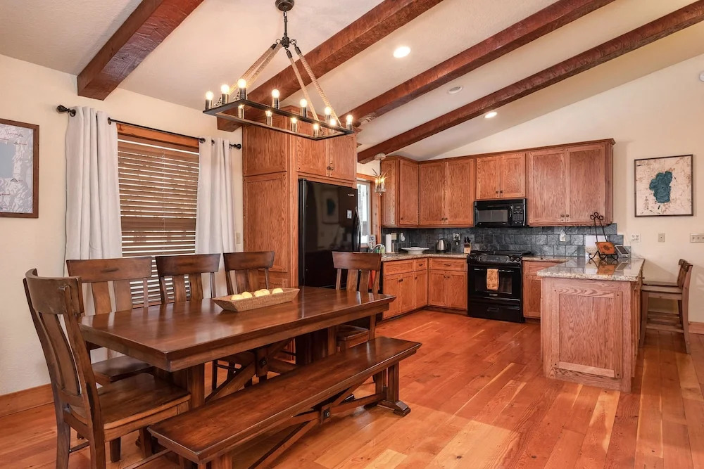 Tahoe Donner Gem - 4 Br Home