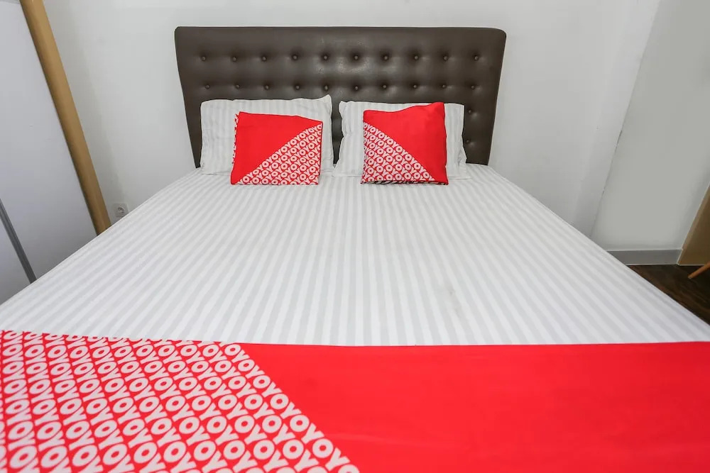 OYO 93447 City Rooms Apartment