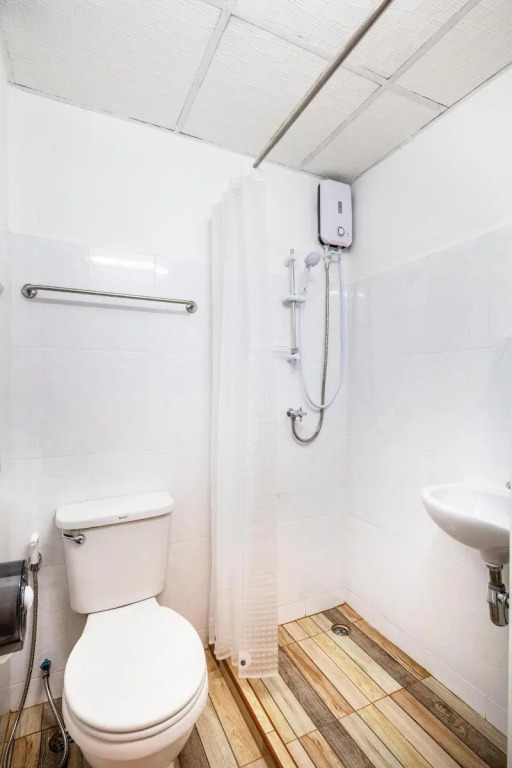 Penyos Service Apartment