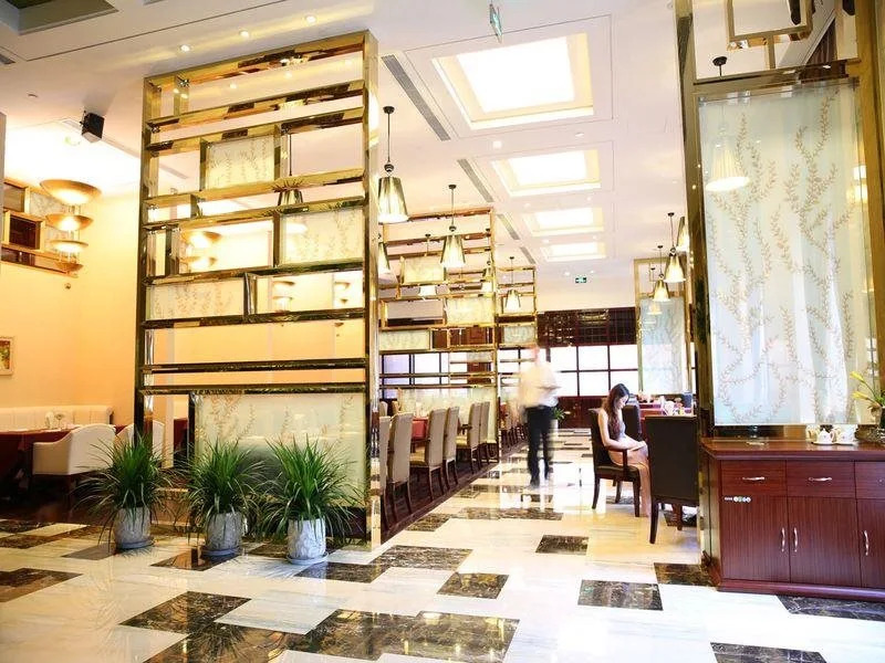 Eastern Cloud Hotel