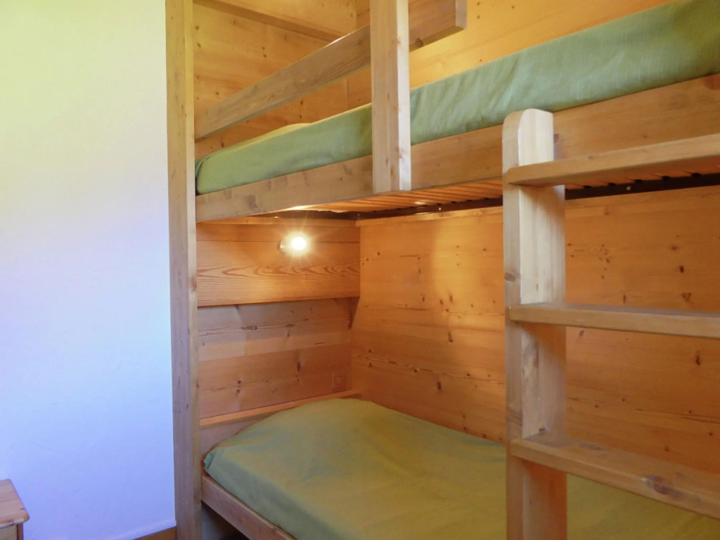 Comfortable apartment a short distance from the ski slopes in Meribel-Mottaret