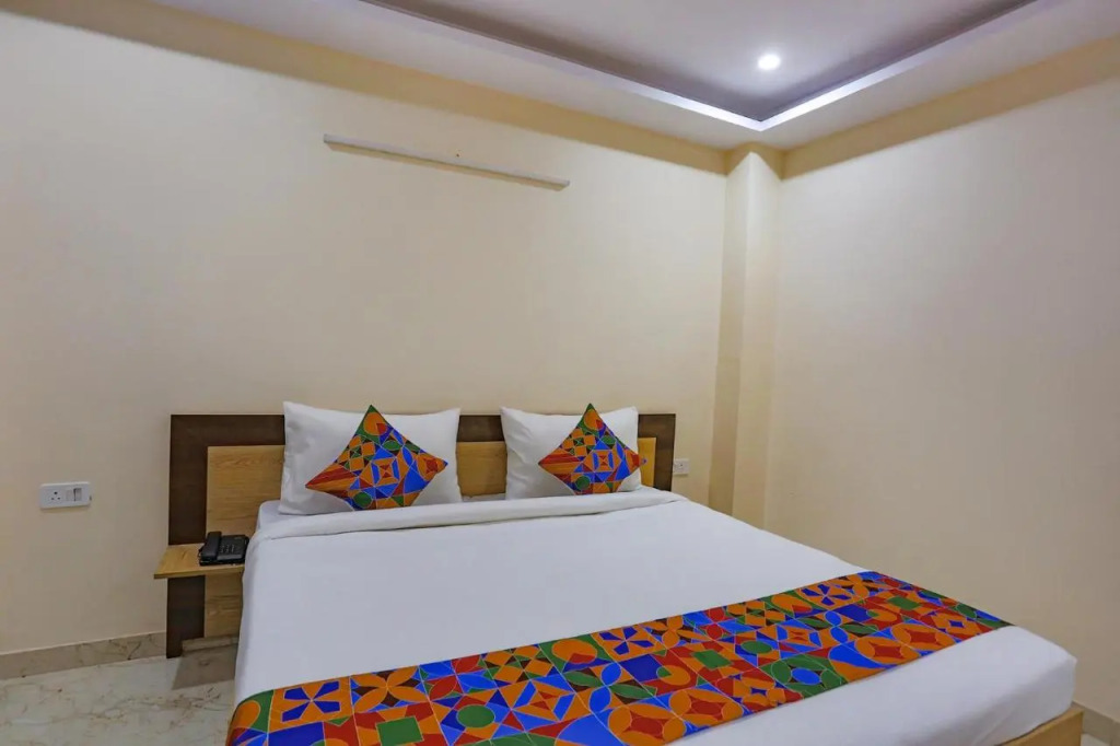 FabHotel Starlight Sanctuary