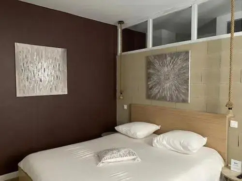 Suite 24 Apparthôtel-3 étoiles