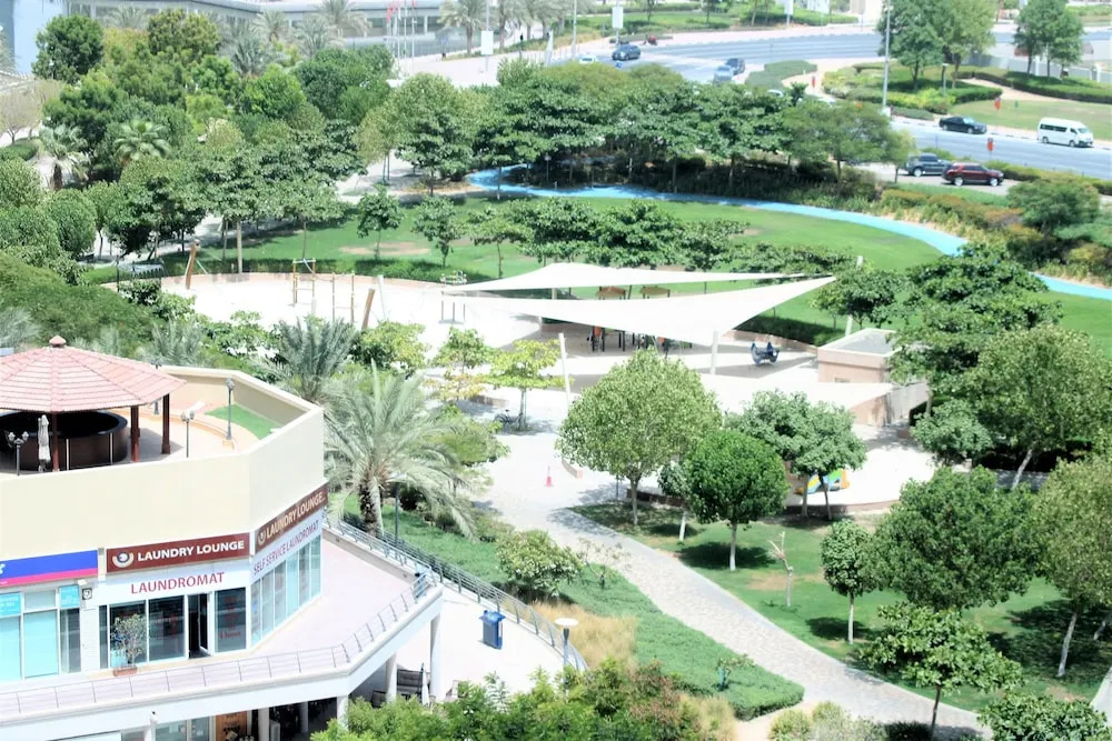 One Bedroom Apt. in JLT near Metro Station -AWD