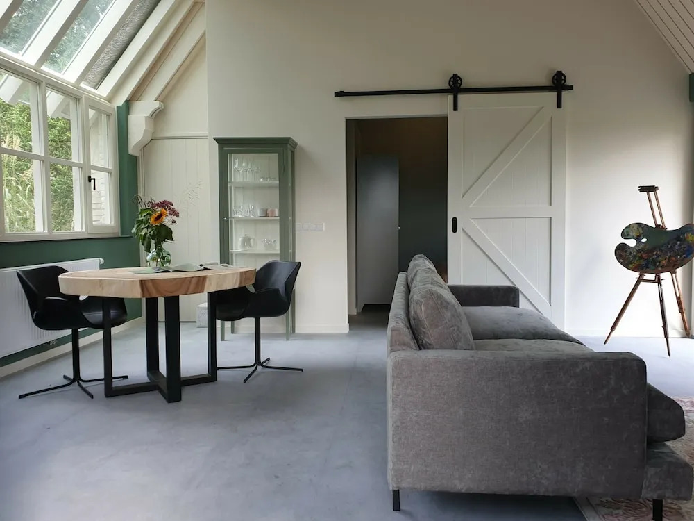 Atmospheric 2 Person House on the Edge of Leende