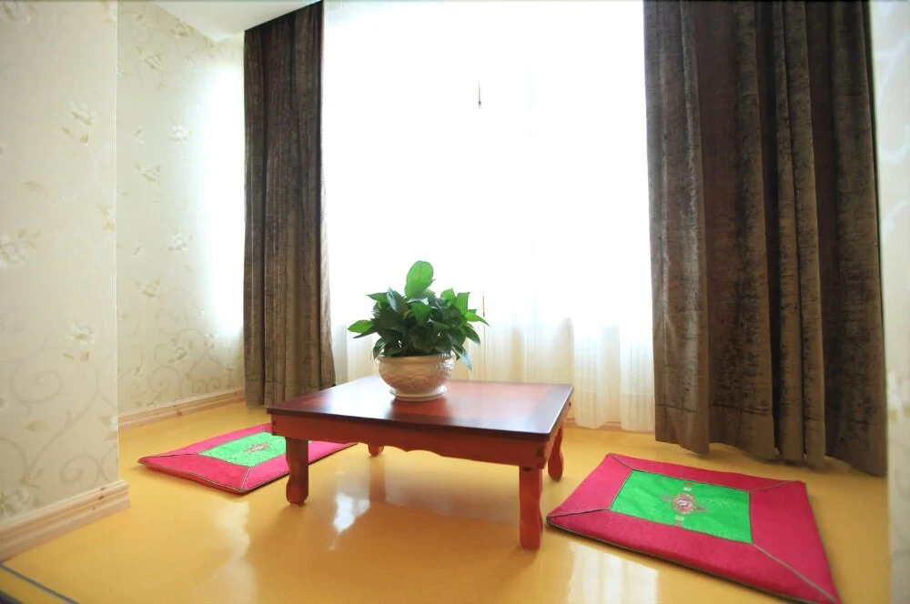 Lebai Hotel