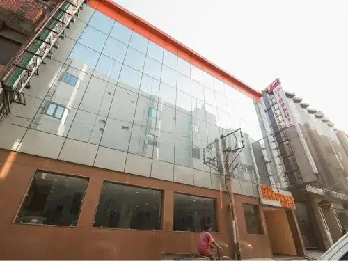 Hotel Hanuwant Palace