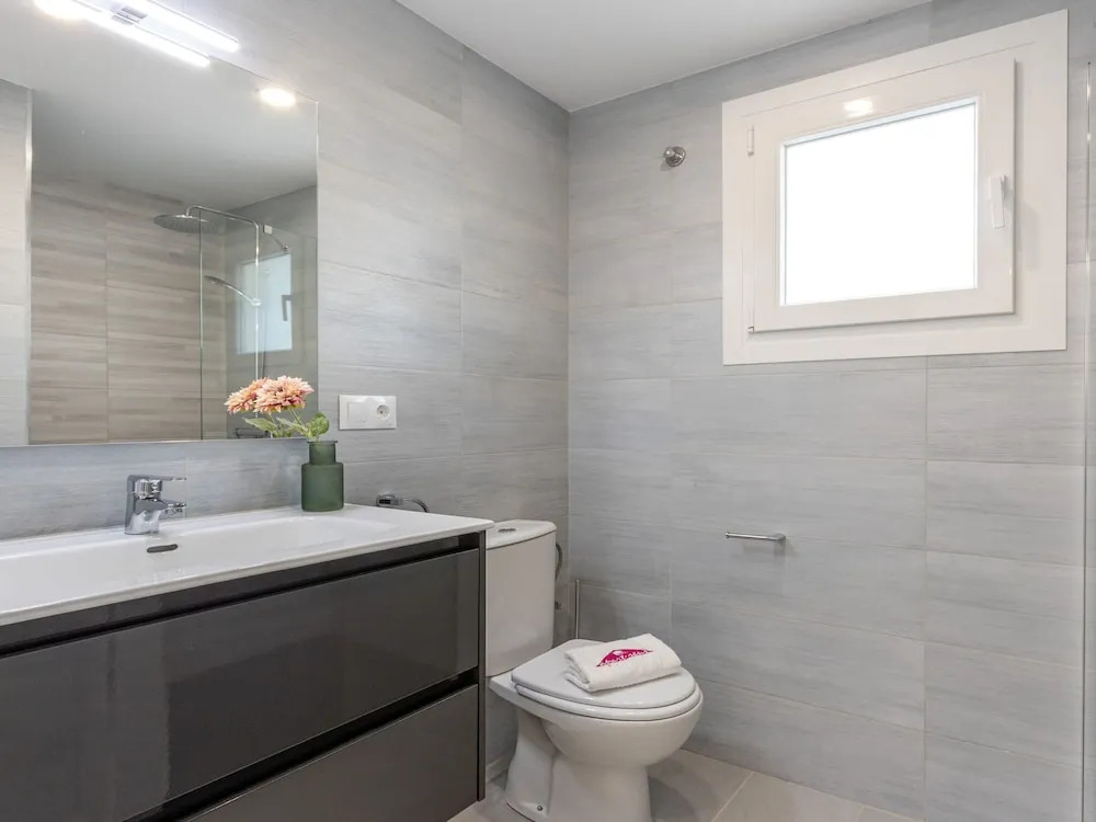 Spacious Apartment in Empuriabrava With Private Garden