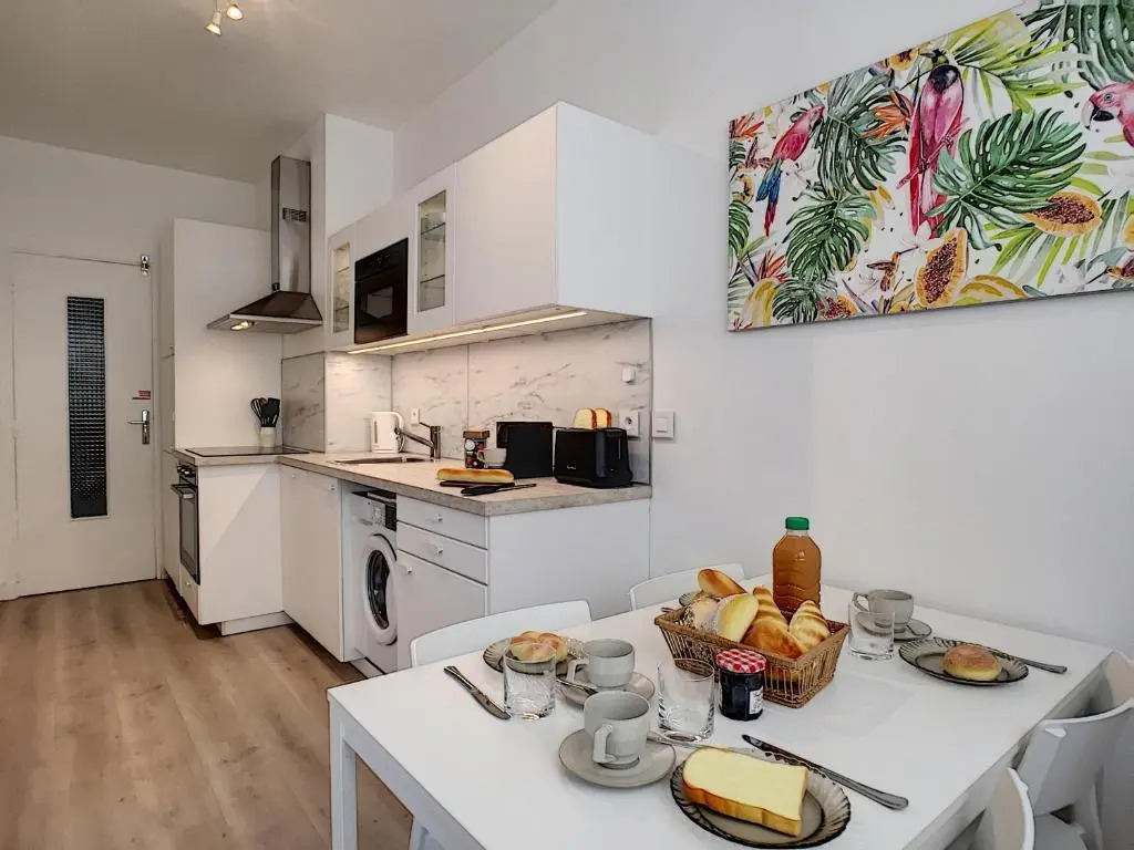 Nestor&Jeeves - BEETHOVEN - Central - Residential area