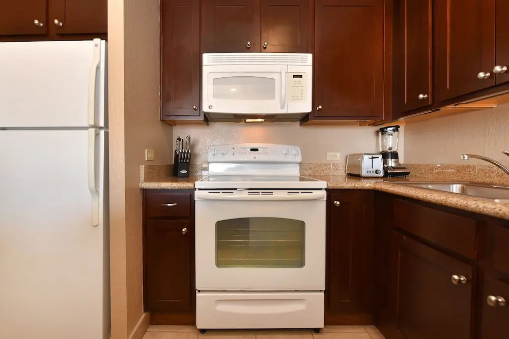 Kaanapali Shores 941 1 Bedroom 1 Bathroom Condo by Redawning
