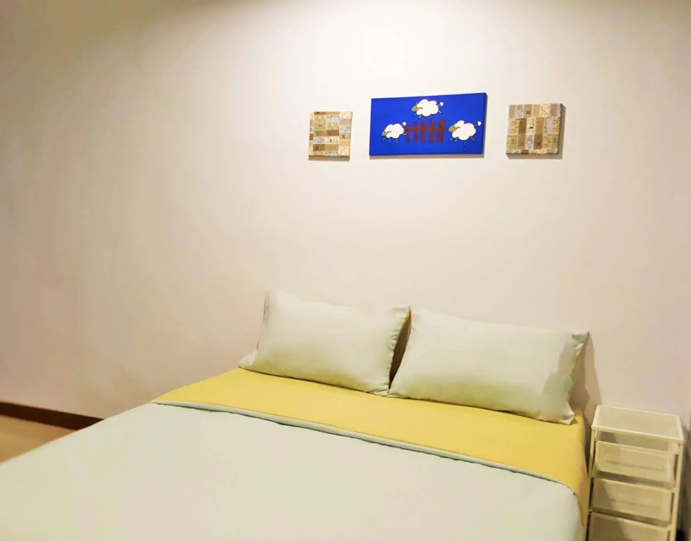 Wanderlust Bangkok Hostel