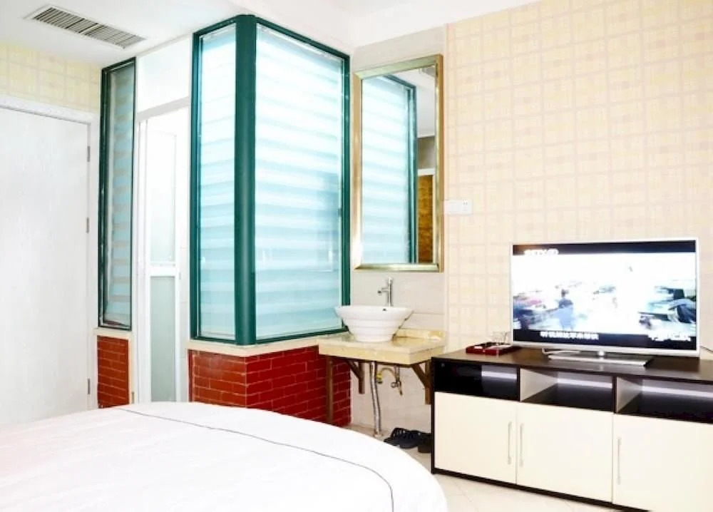 Blue Mountain Hotel