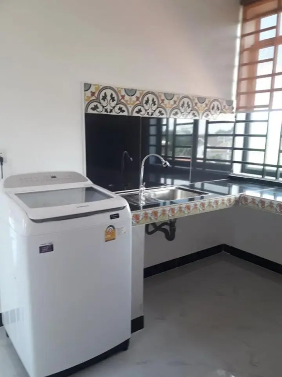Khun Pich Apartments