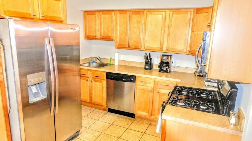 Sleeps 20! Near Stadiums & Harbor; Features Scenic Rooftop & Parking