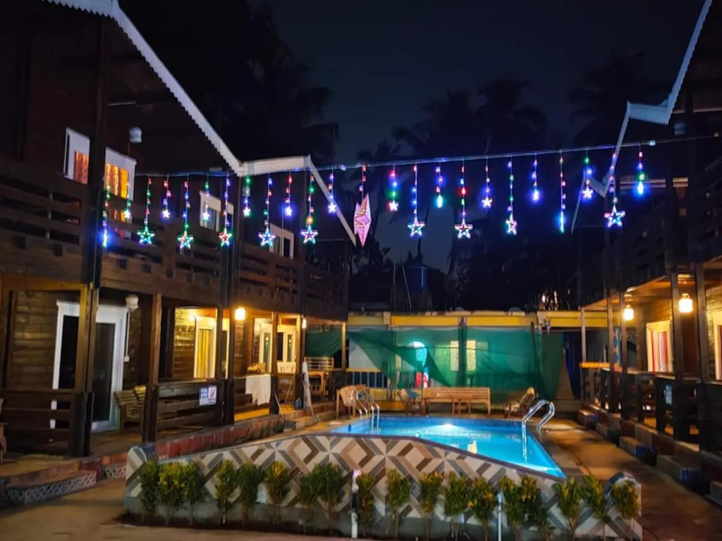 Divine Beach cottages on Arambol beach