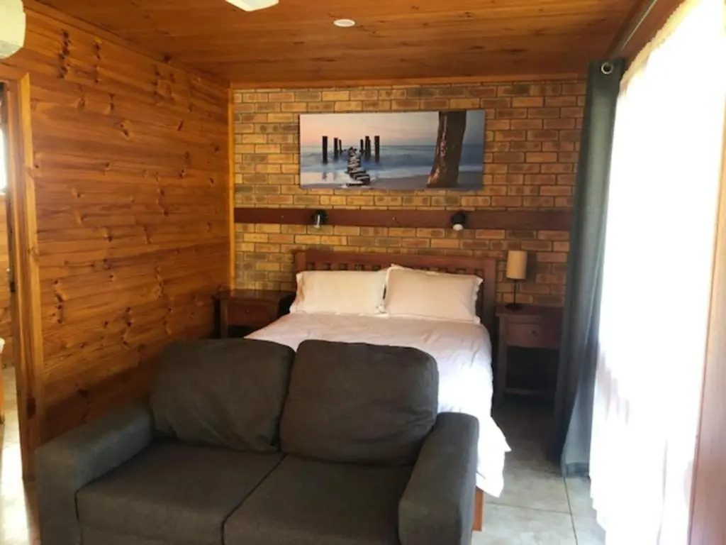 Marlo Hideaway