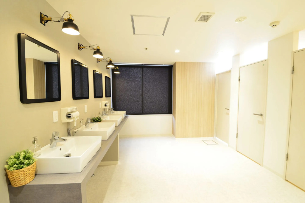 Very Hostel Namba