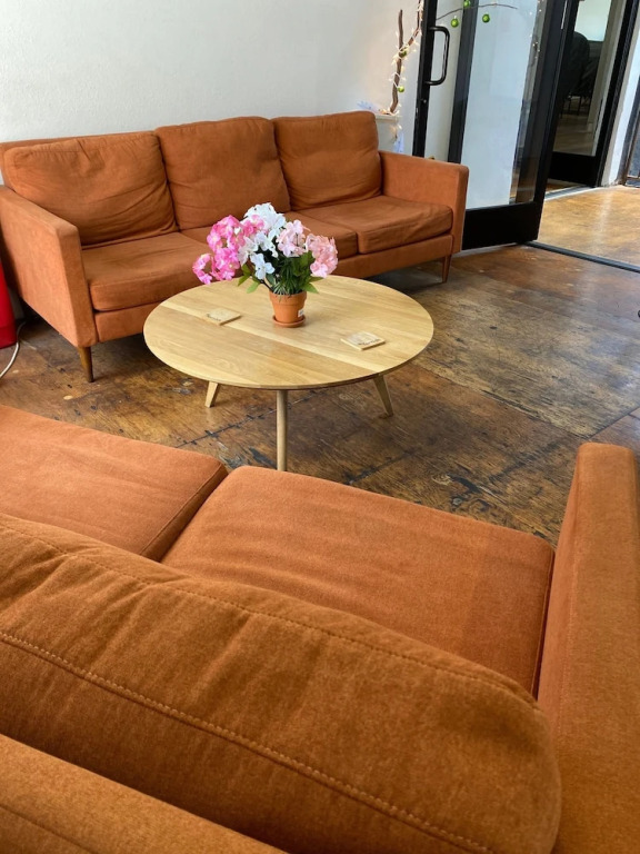 LA Garden Hostel