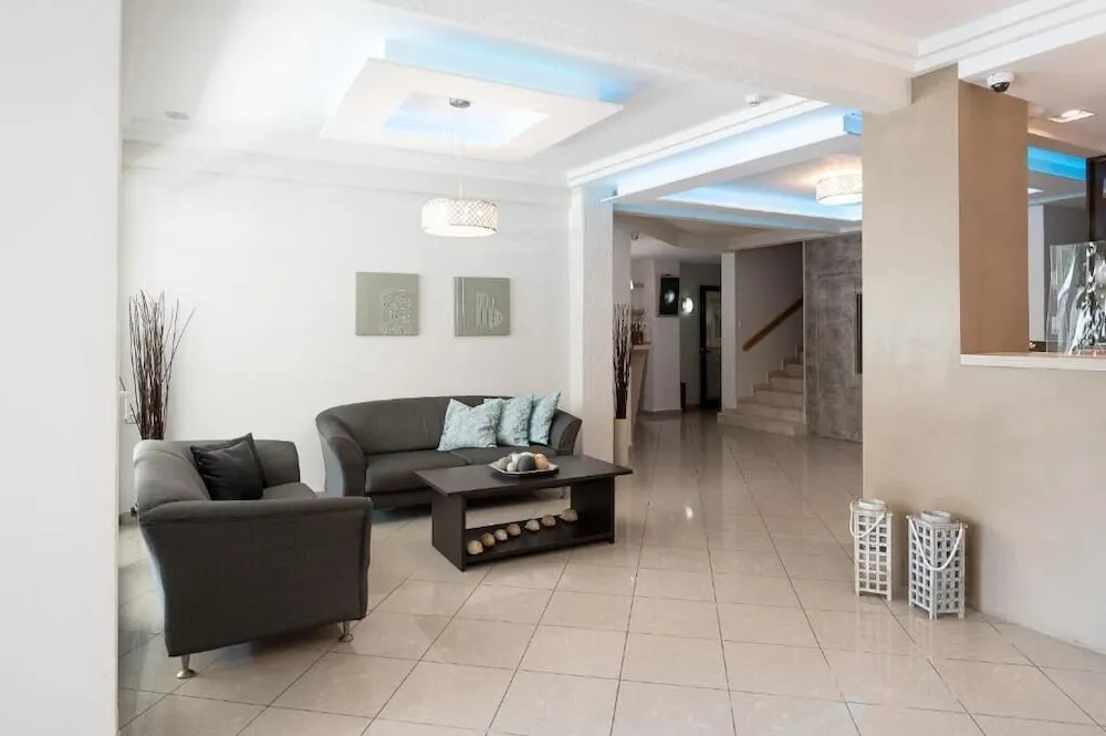 Hotel Akropol