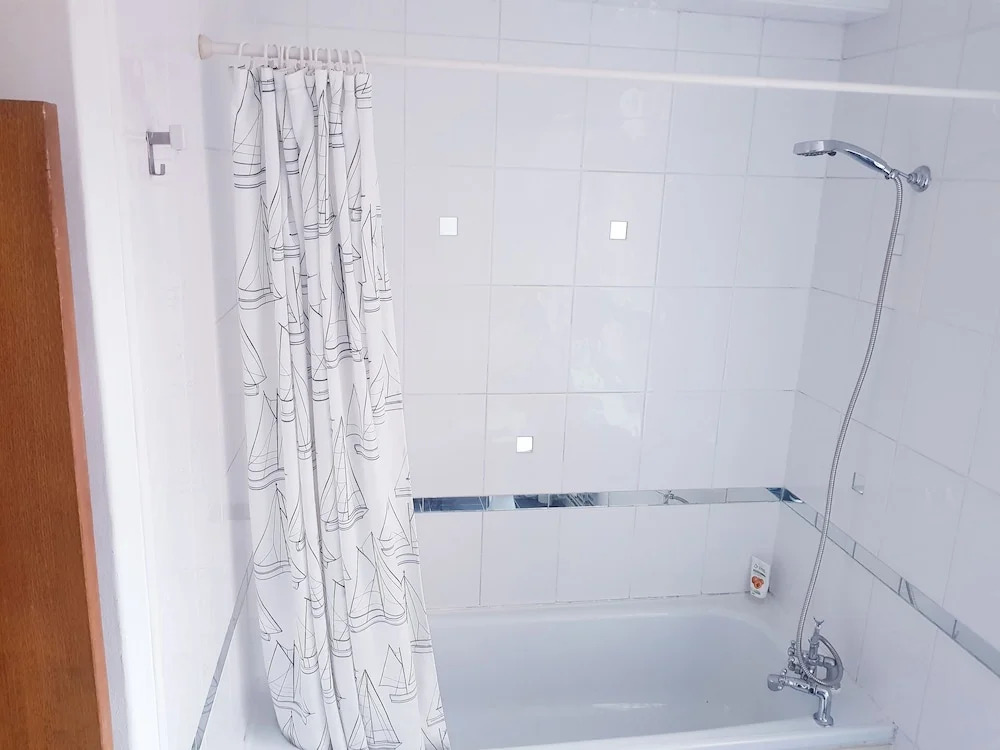 Thistle City London Apartment