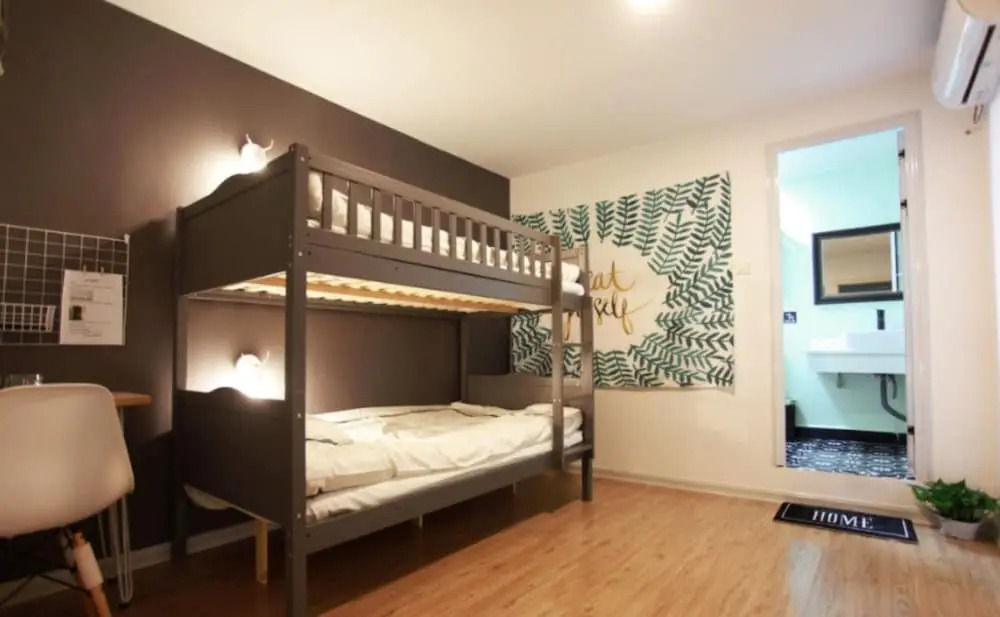 Love Flower Hostel