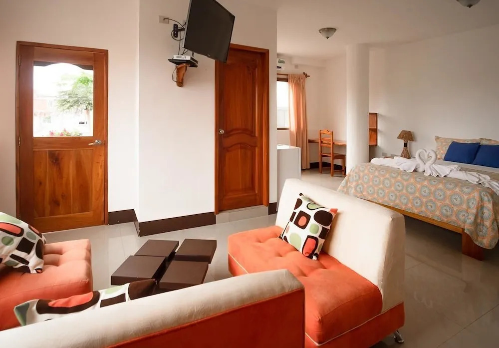Hostal Tongo Reef