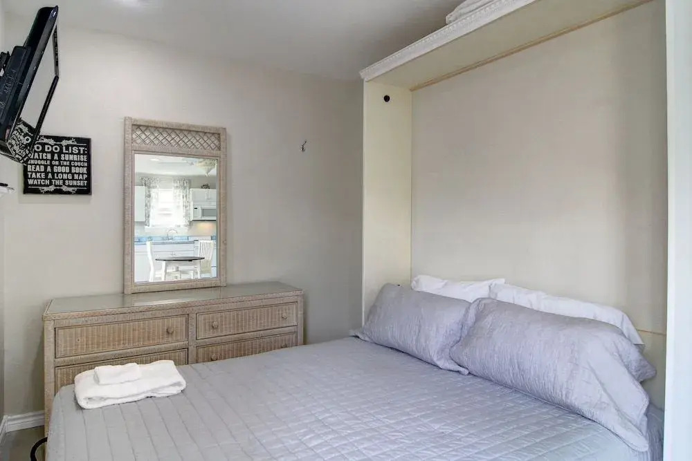 Le Petit Chateau Studio Bedroom Home by RedAwning