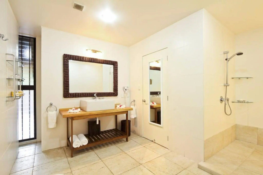 Sea Change Villas