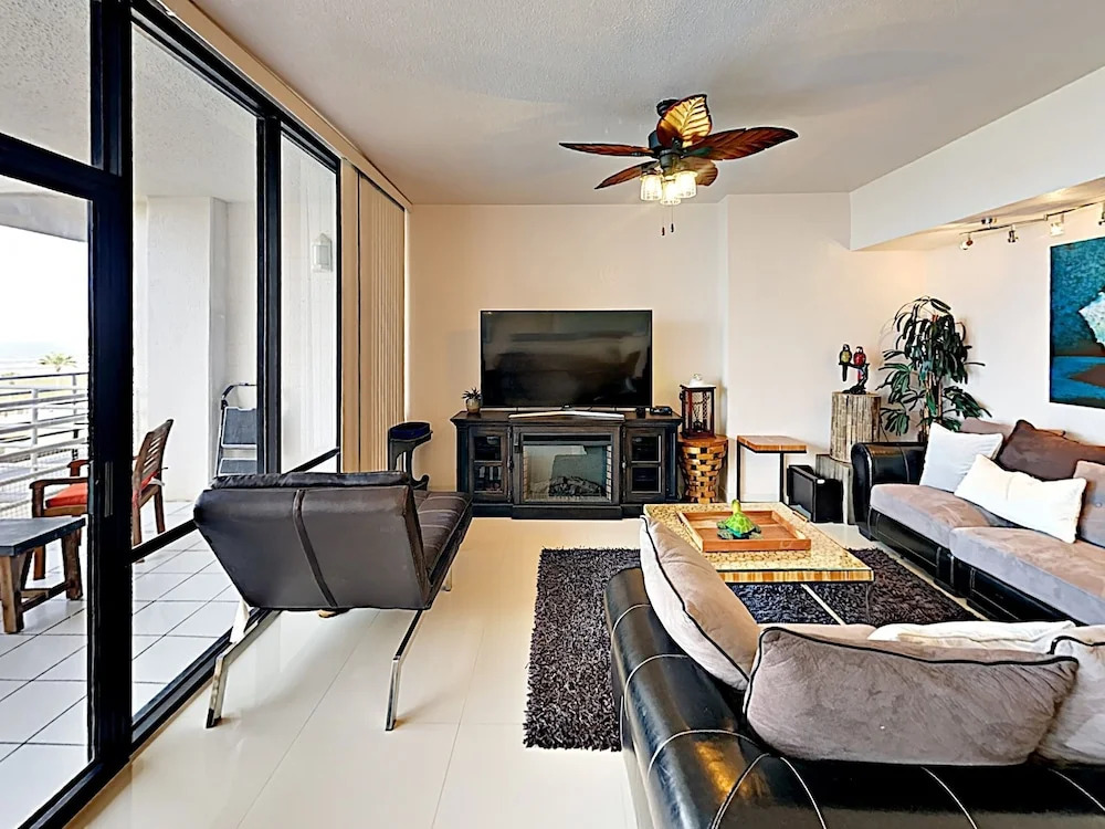 1000 Padre Blvd Condo #316 2 Bedrooms 2.5 Bathrooms Condo