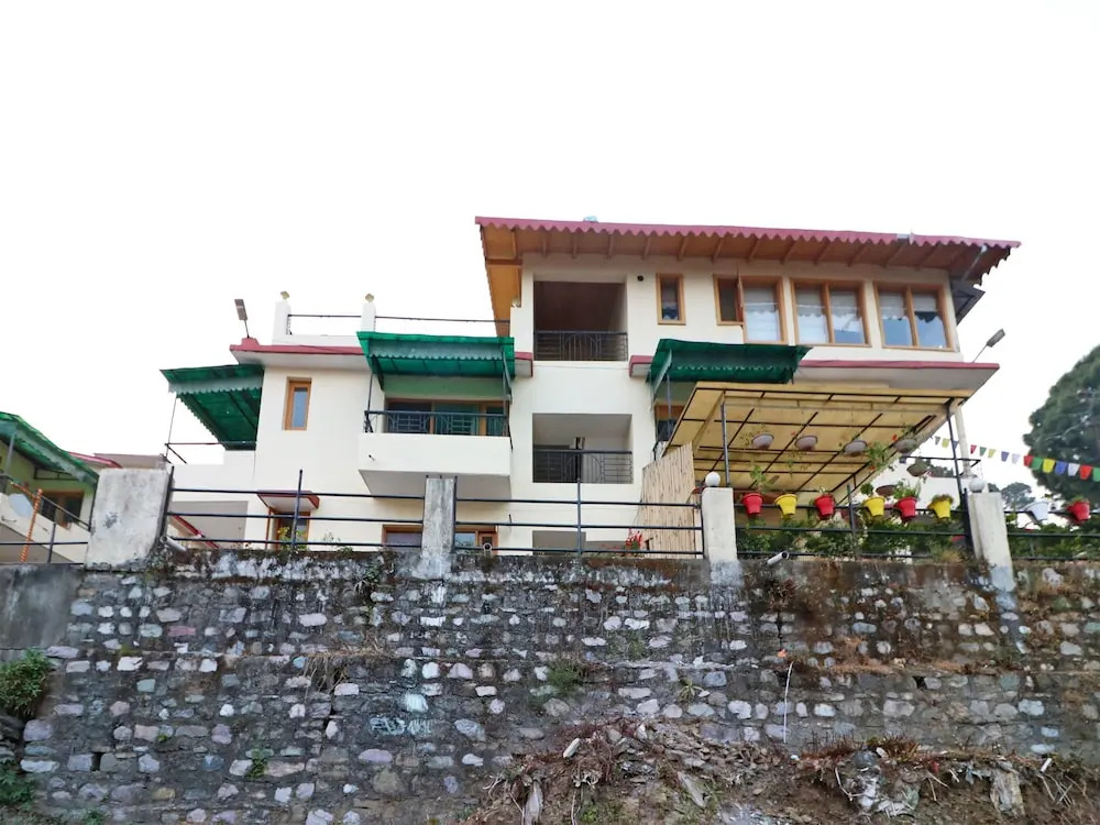 OYO 10315 Home 2BHK Cottage Sattal