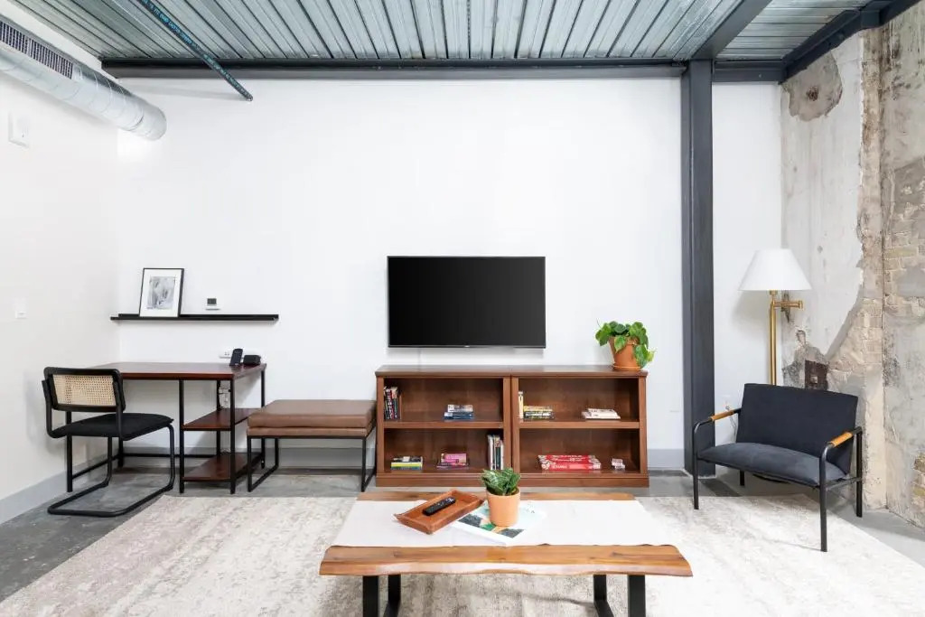 Flexhome Brewery District M4 - FiservGymParking